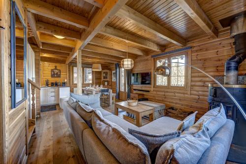TV a/nebo společenská místnost v ubytování Chalet Pere Noel
