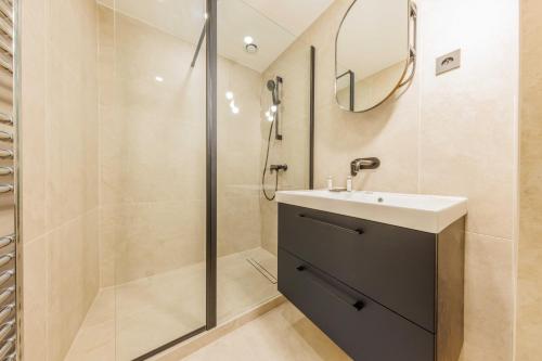 Elegant apartment - 2BR 6P - Sentier