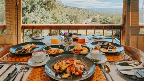 Đồ ăn tại/gần nhà nghỉ nhỏ