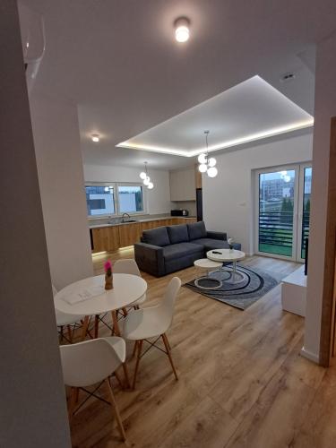 Mieszkania i Apartamenty