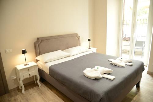 Torlonia Design Apartment Court