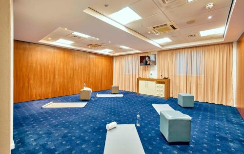 Holiday Inn Express London Stratford by IHG photo 38