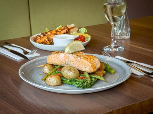 Holiday Inn Express London Stratford by IHG photo 51