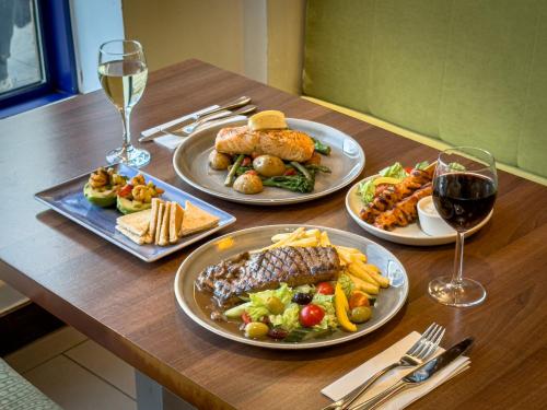 Holiday Inn Express London Stratford by IHG photo 50