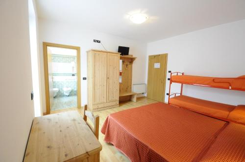 Postel nebo postele na pokoji v ubytování Santorsola Relax Hotel