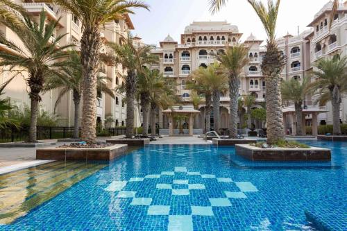 Elegant 2BR Beach Apartment Grandeur Residence, Palm Jumeirah