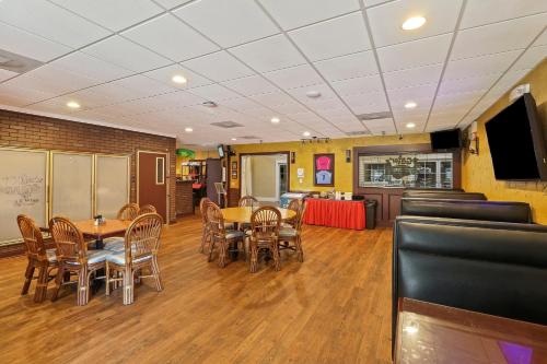 A145 HH Beach & Tennis Resort photo 42