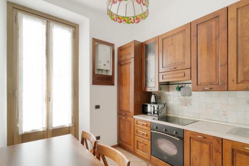 GuestHost - Bright Apartment Rubattino Milano