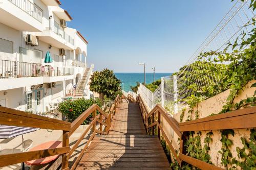 On The BEACH Stunning Apartment Albufeira Olhos de Água