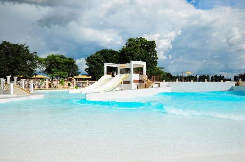 Het zwembad bij of vlak bij L'acqua diRoma 1 2 3 4 5 - Temporada CN
