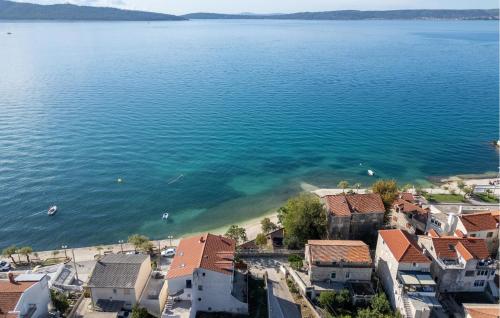 Studio Apartment In Kastel Kambelovac