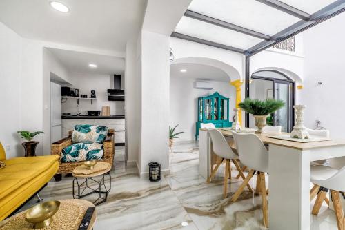 El Patio del Agua - Luxury Center Apartment
