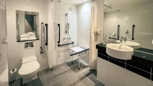 Holiday Inn Express London Stratford by IHG photo 26