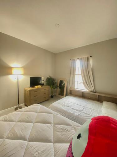 Modern Tropical Family Retreat near Legoland, Disney, Universal and Bok Towers photo 9