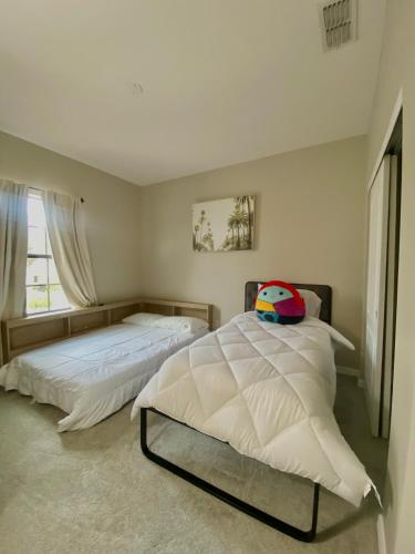 Modern Tropical Family Retreat near Legoland, Disney, Universal and Bok Towers photo 3