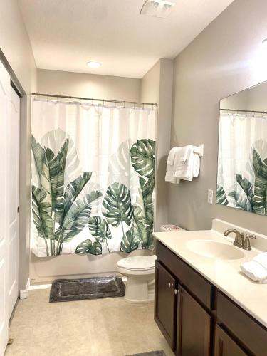 Modern Tropical Family Retreat near Legoland, Disney, Universal and Bok Towers photo 4