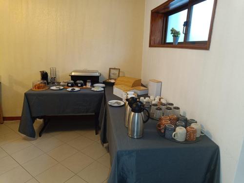 Příslušenství pro přípravu čaje a kávy v ubytování SOBREIRO - Sobreiro Alojamento - Grijó