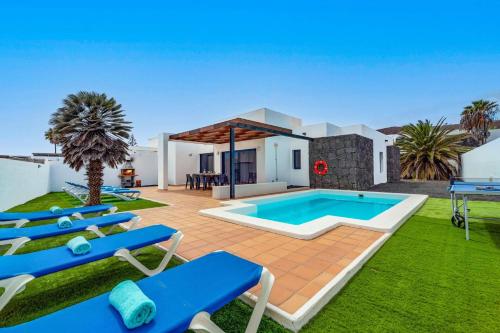 Villa Sundar by Villa Plus