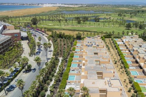 SALGADOS BEACH VILLA by My Algarve Rentals