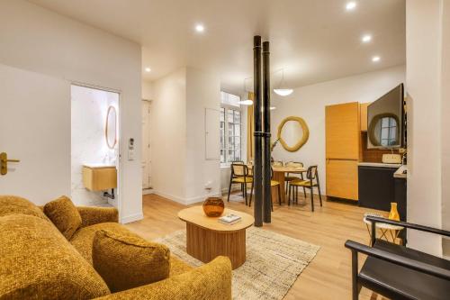 BEAUFITUL APMT - AC -2BR-6P- NOTRE DAME