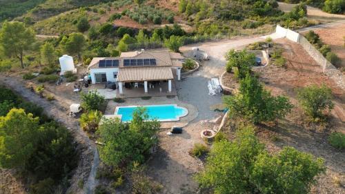 Πισίνα στο ή κοντά στο Chalet en la naturaleza