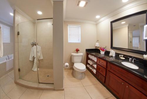 Koupelna v ubytování Divi Little Bay Beach Resort