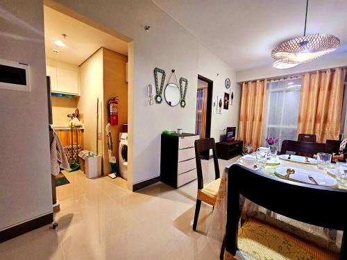Χώρος καθιστικού στο Evelyn's Azure Escapes at Boracay Newcoast
