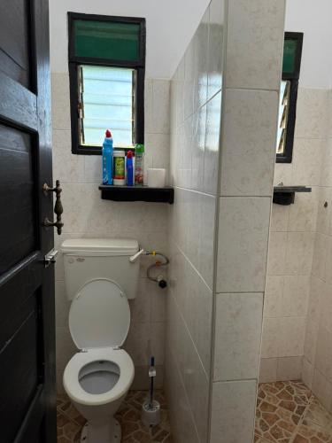 Koupelna v ubytování RainesHouse