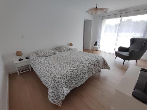 Chambre avec salle de bain privée