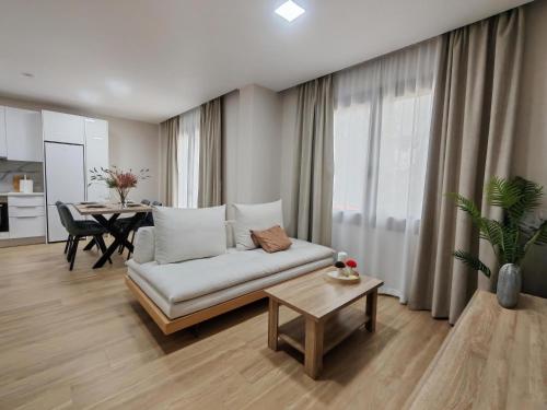 Cyclopean View Suites