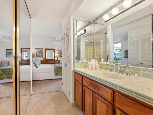 Et badeværelse på Polo Beach Club 407