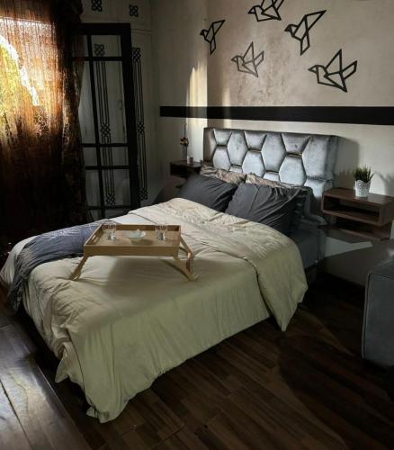 Postel nebo postele na pokoji v ubytování Apartment Stylish Studio in Rabat Hassan