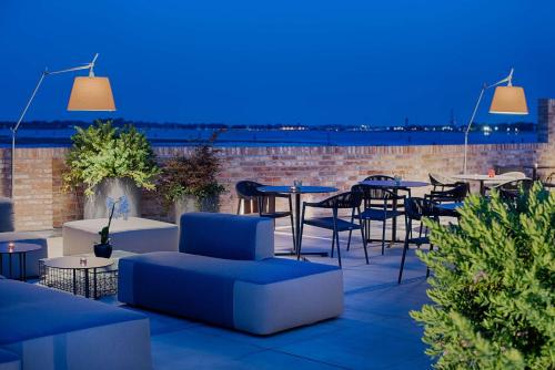 NH Collection Murano Villa — Property building