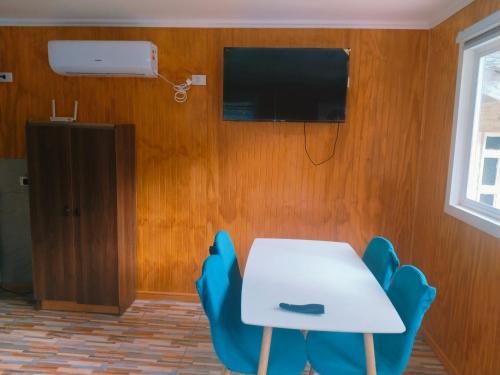 TV a/nebo společenská místnost v ubytování Cabaña nely