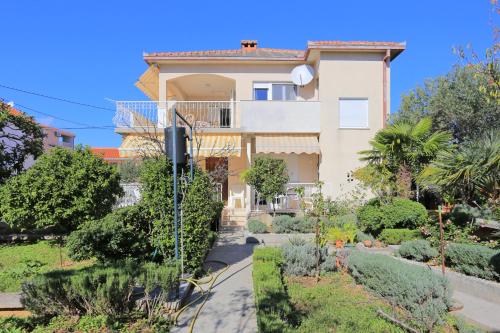 Apartments by the sea Seget Vranjica, Trogir - 18487