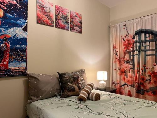 Postel nebo postele na pokoji v ubytování Japan Vibe near Ayala Feliz Mall 2BR 55sqm with Veranda Netflix Pool