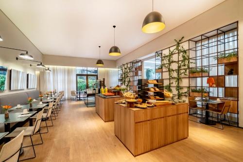 Un lugar para sentarse en Grand Mercure SP Itaim Bibi