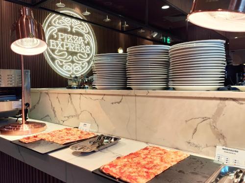 Jídlo v hotelu nebo okolí