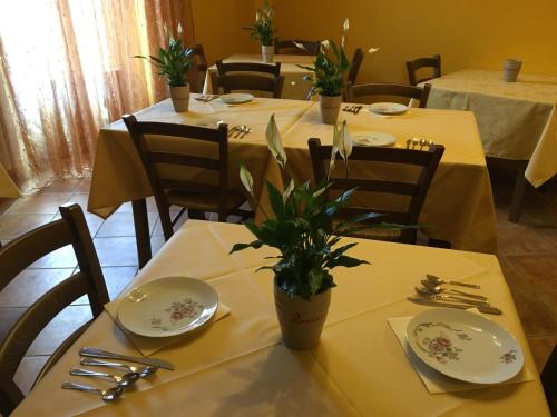 Restoran atau tempat lain untuk makan di Il Bucaneve