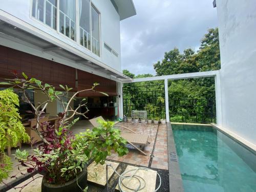 Πισίνα στο ή κοντά στο 3 Bedroom Calla Villa