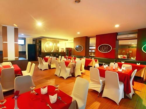 Restoran atau tempat lain untuk makan di Alexander Hotel Tegal