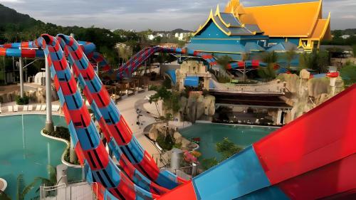 Πισίνα στο ή κοντά στο GO INN Patong Beach Phuket - โก อินน์ หาดป่าตอง ภูเก็ต