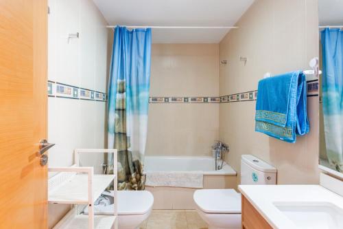 Ένα μπάνιο στο Apartment Rene Go2llolet