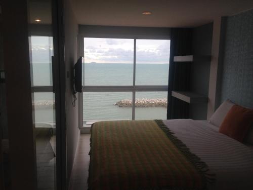 Imagen de la galería de Nantra Pattaya Baan Ampoe Beach, en Na Jomtien