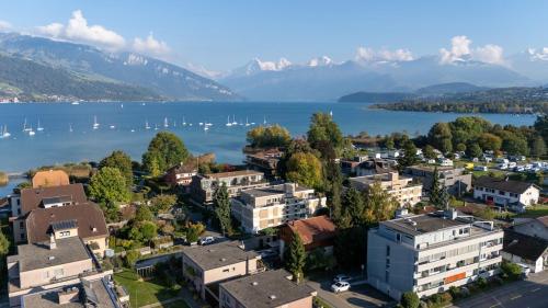 Bright Apartment in Thun, 50m to Lake Free Parking
