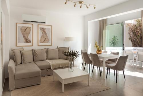 Sienna Townhouse by Staycom