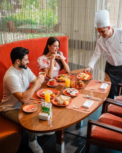 Comida en el hotel o alrededores