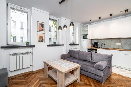 RentPlanet - Apartament Dąbrowskiego