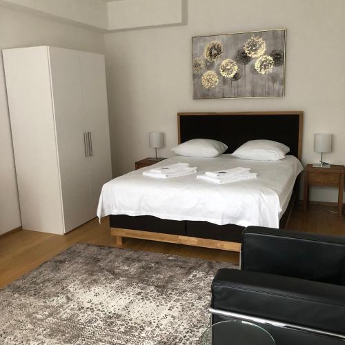 1BR in the trendiest district of the city - West 14