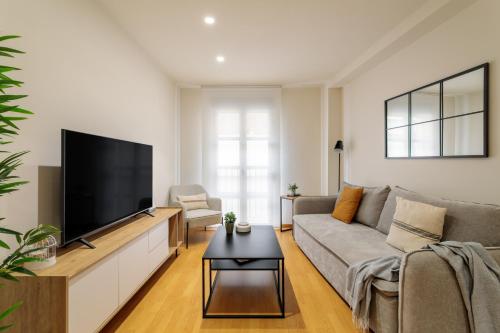 Maikran Signature Exclusive Town Hall Apartment